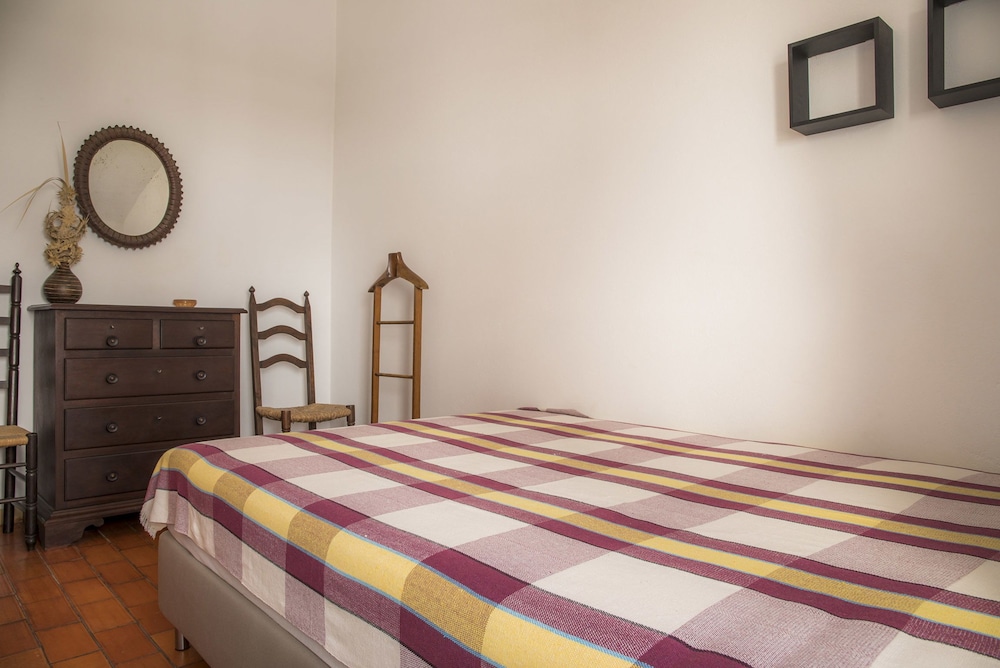 Apartment (1 Bedroom)