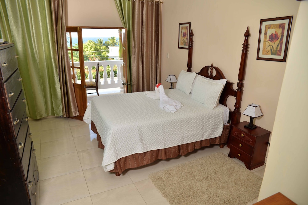 Deluxe Twin Room, 2 Queen Beds, Garden View