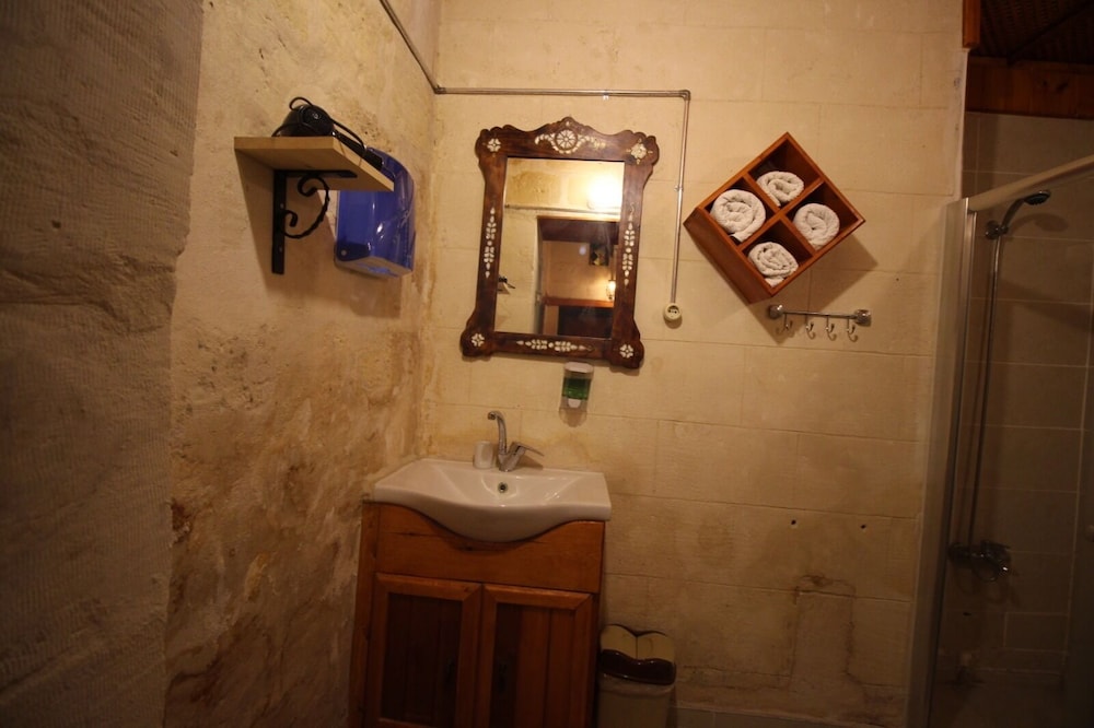 Kuyu photo 2