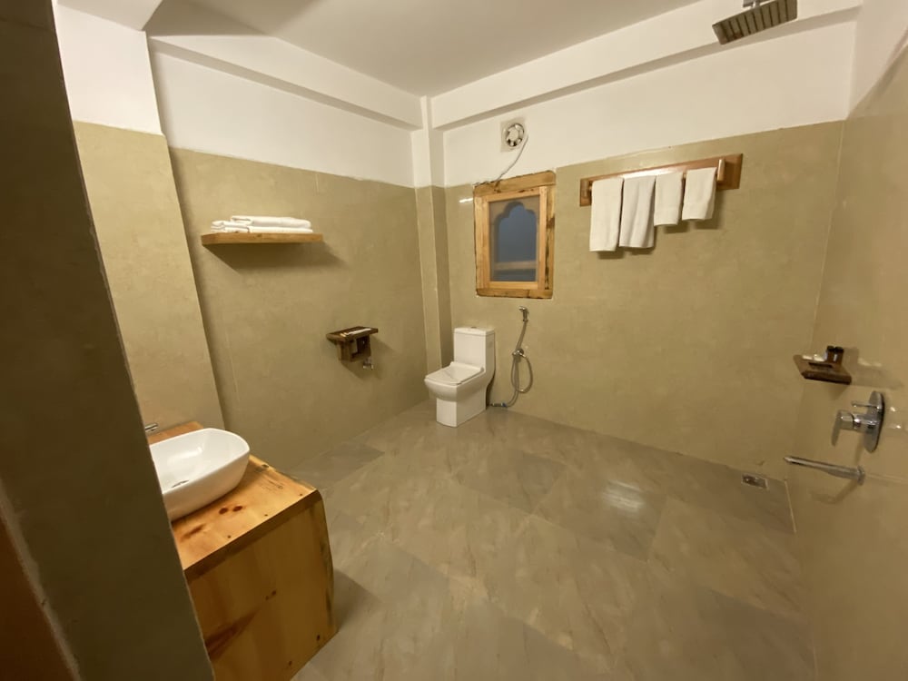 Deluxe Suite photo 3