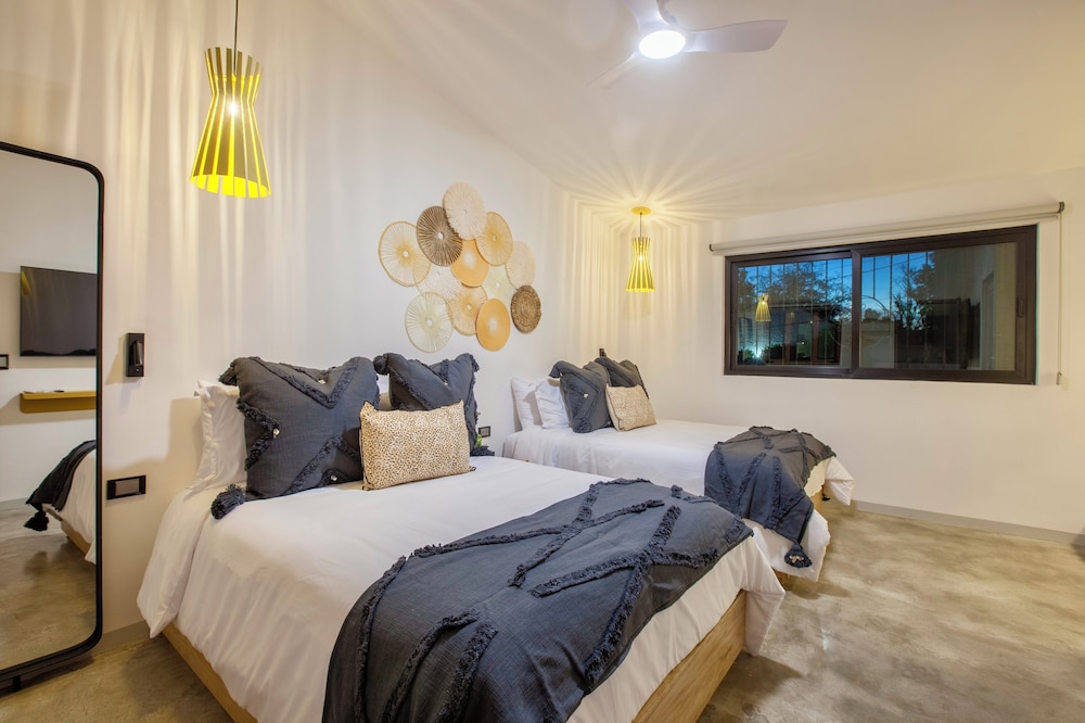 Deluxe Quadruple Room photo 1