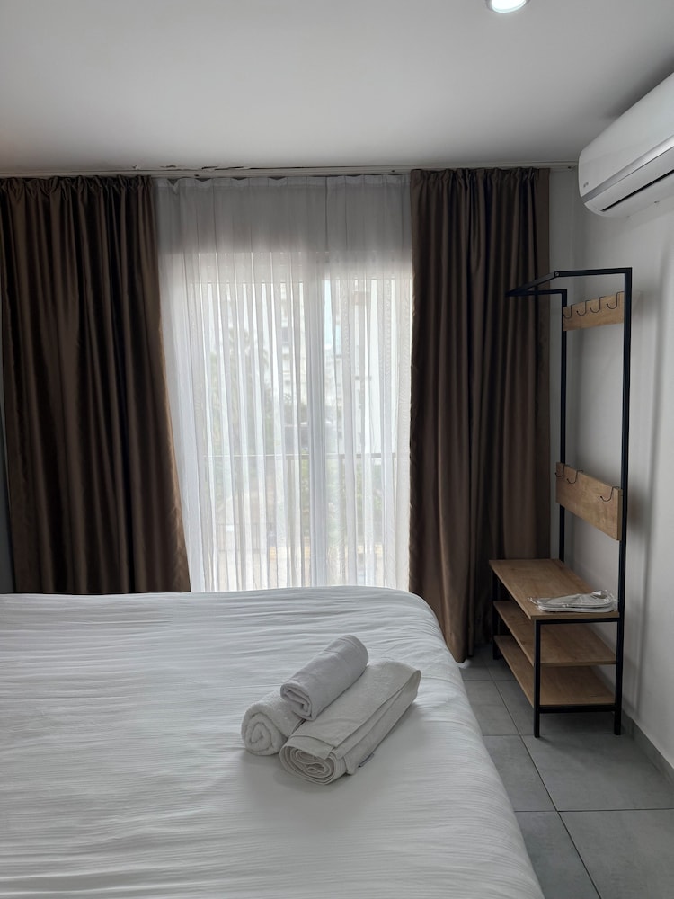 Standard Room - Photo 8
