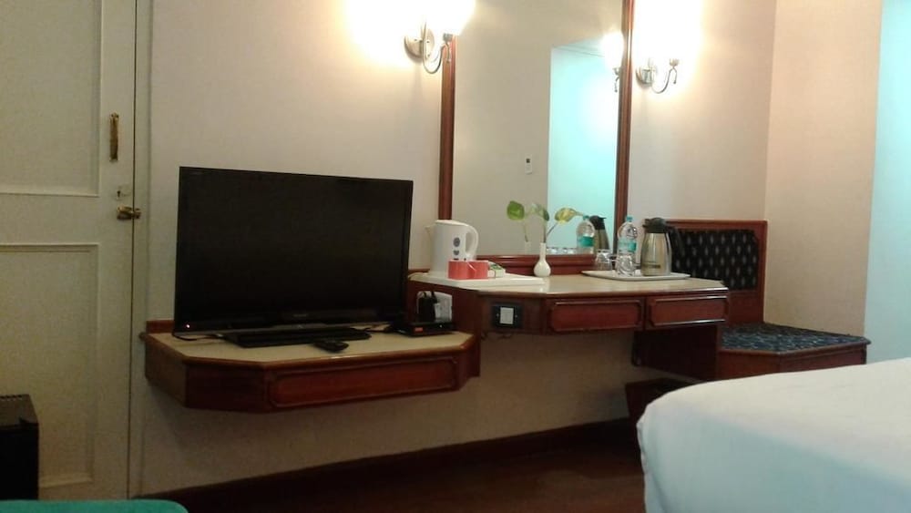 Standard Room, 1 Double Bed, Non Smoking photo 2