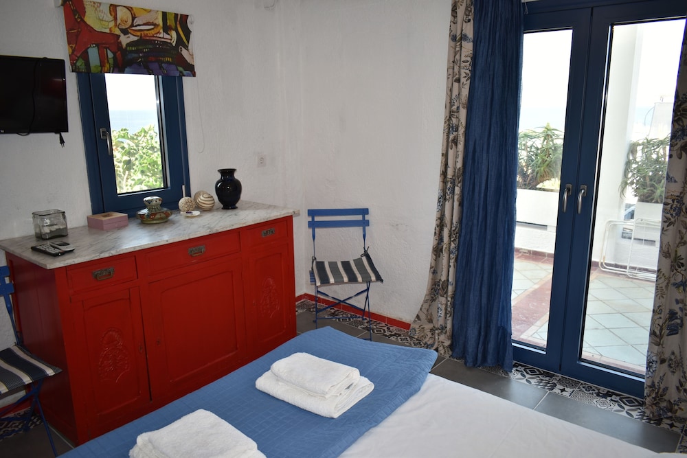 Standard Apartment, Partial Sea View