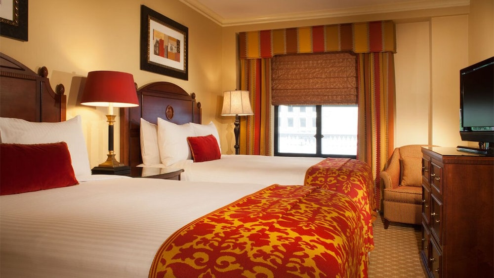 Deluxe Room, 2 Double Beds, Accessible