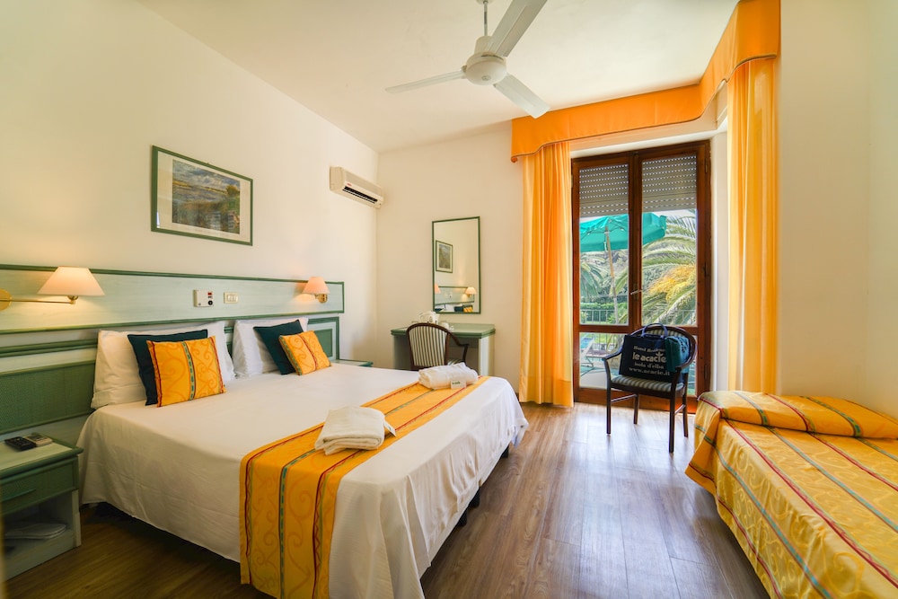 Classic Double Room - Photo 16