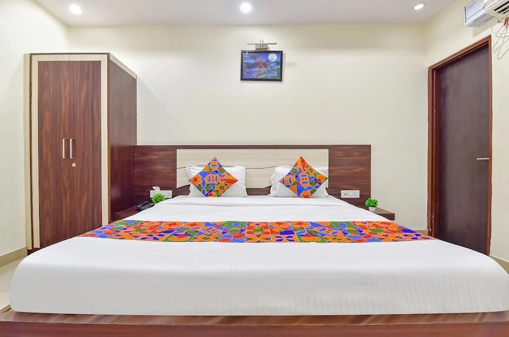 Deluxe Double Room, City View