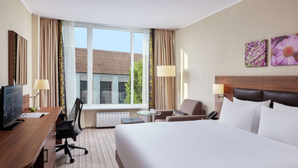 Suite, 1 King Bed photo 1