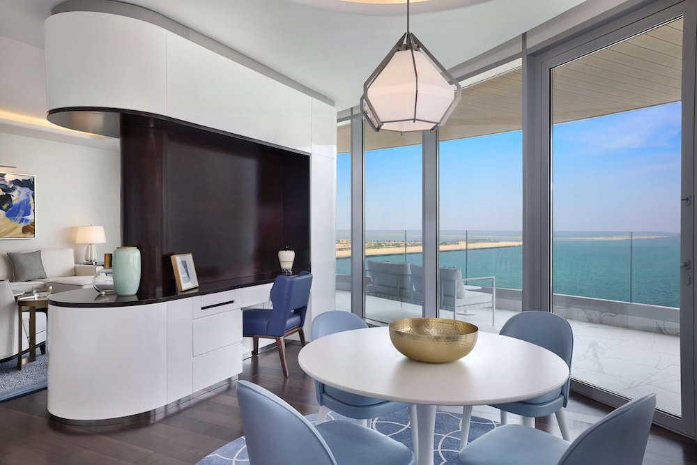 Room, 1 King Bed, Bay View