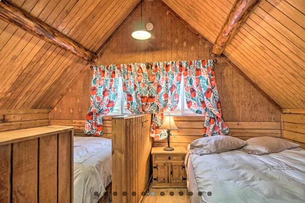 Private view Cabin #1 on the Kenai River photo 3
