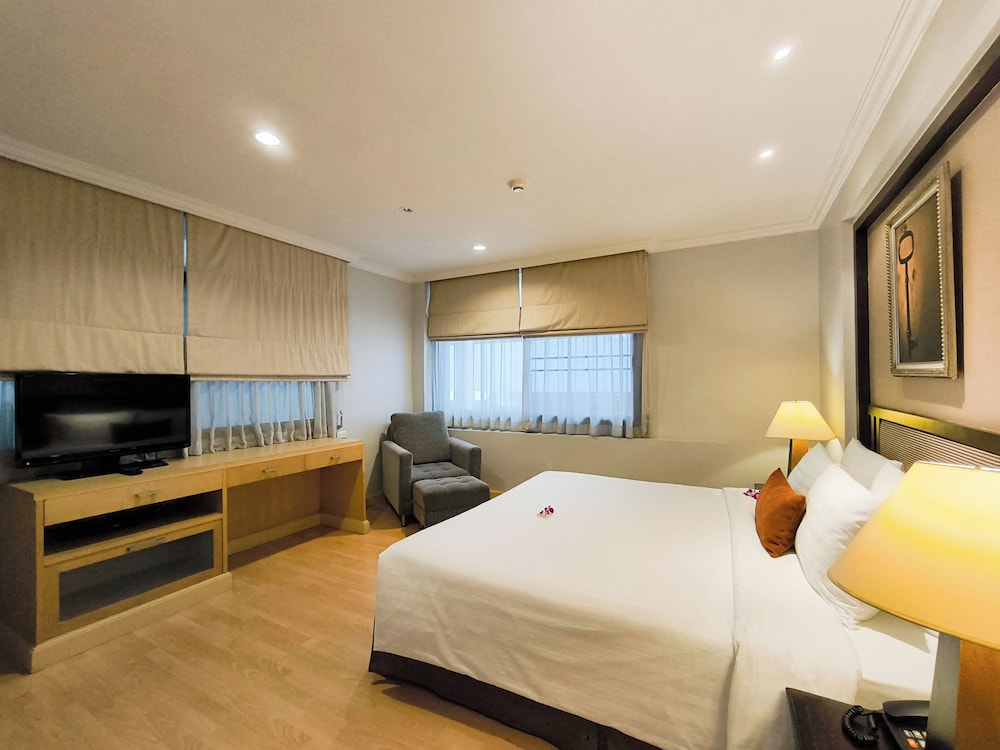 One Bedroom Suite photo 2