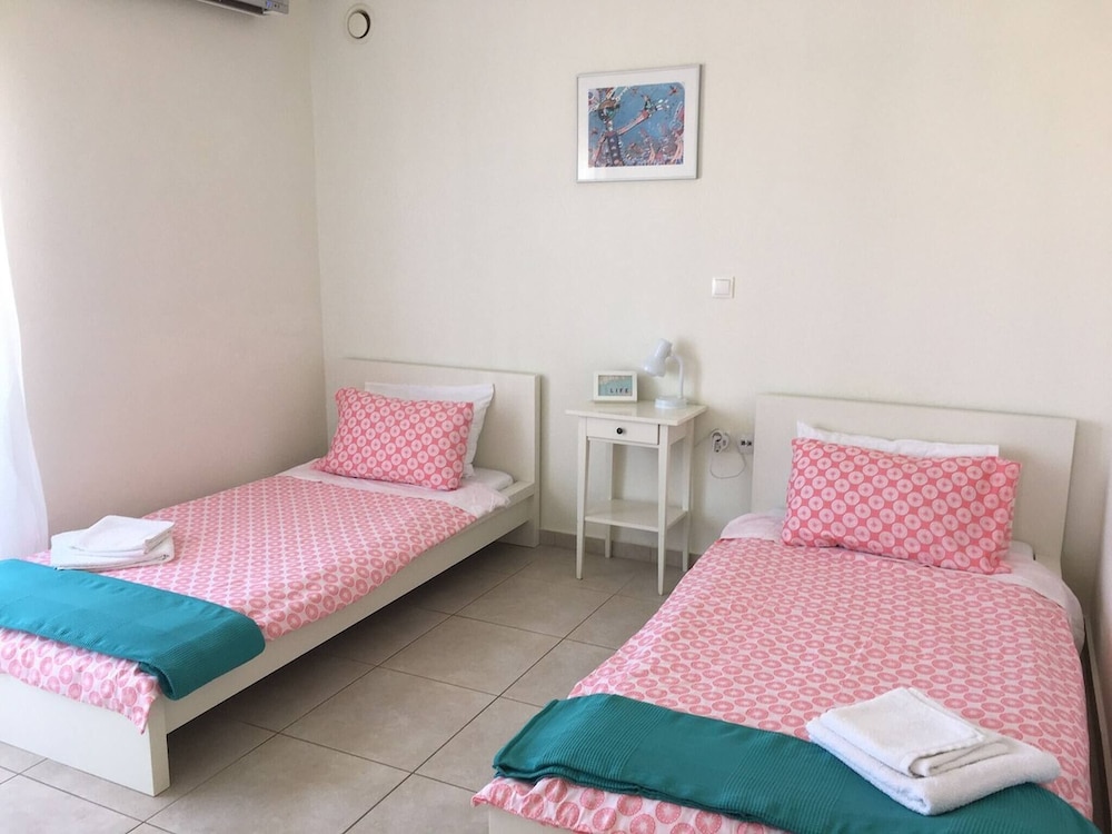 Apartment, 2 Bedrooms, Balcony, Garden View photo 1