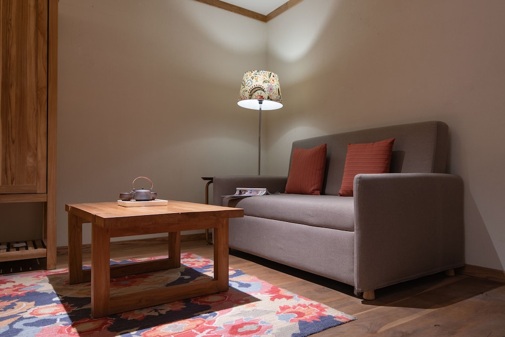 Suite With Balcony, King photo 3