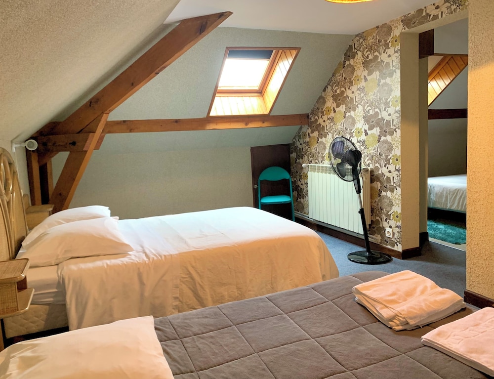 Family Room, Multiple Beds, Private Bathroom