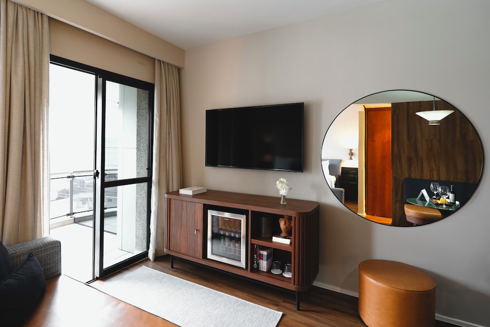 Superior Studio Suite - Photo 3