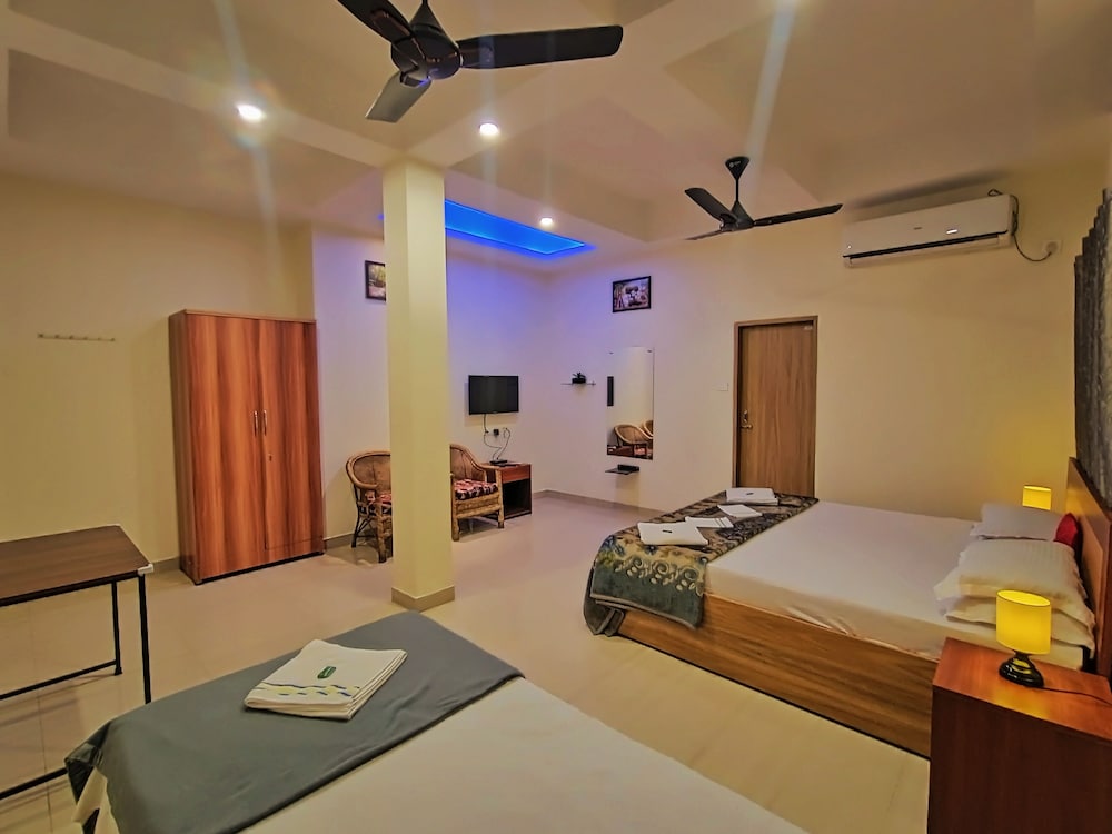 Deluxe Triple Room photo 3