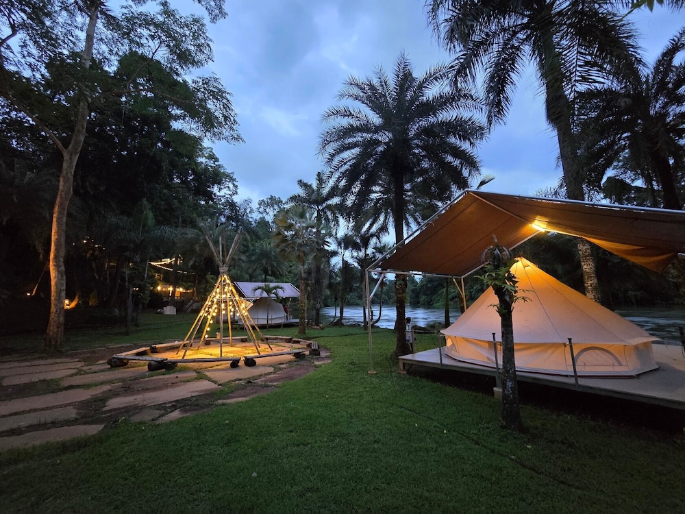 Tent - Photo 10