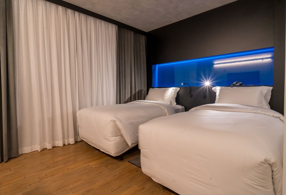 Superior Room, 2 Single Beds - Photo 1