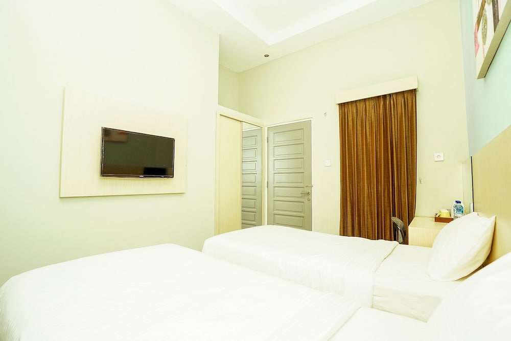 Deluxe Twin Room photo 2