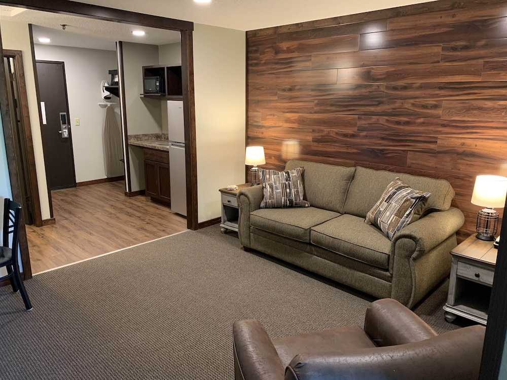 South 1-King Suite photo 1