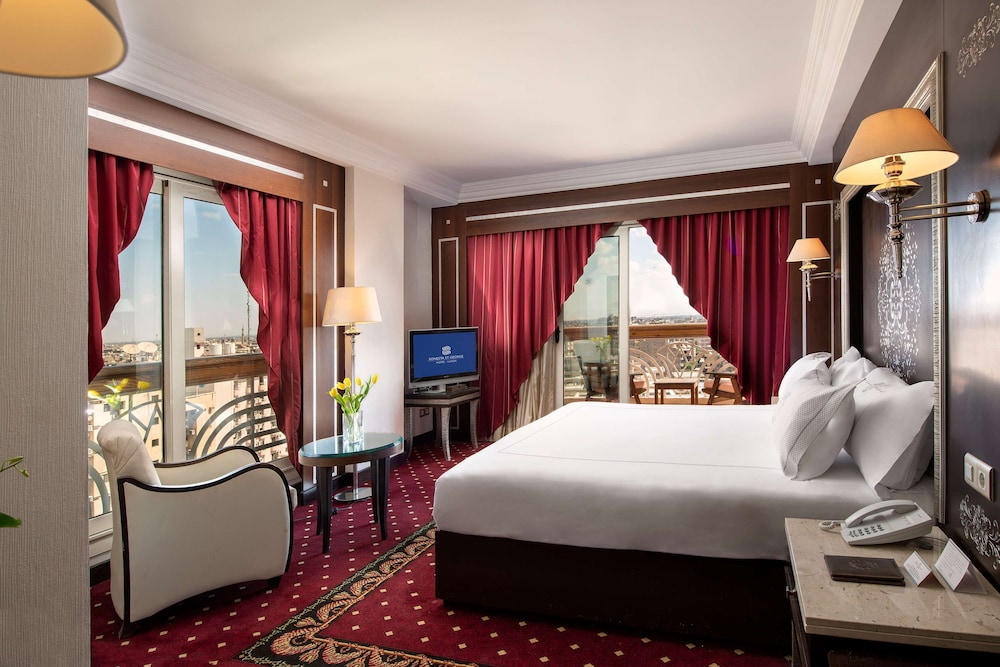 Diplomatic Suite