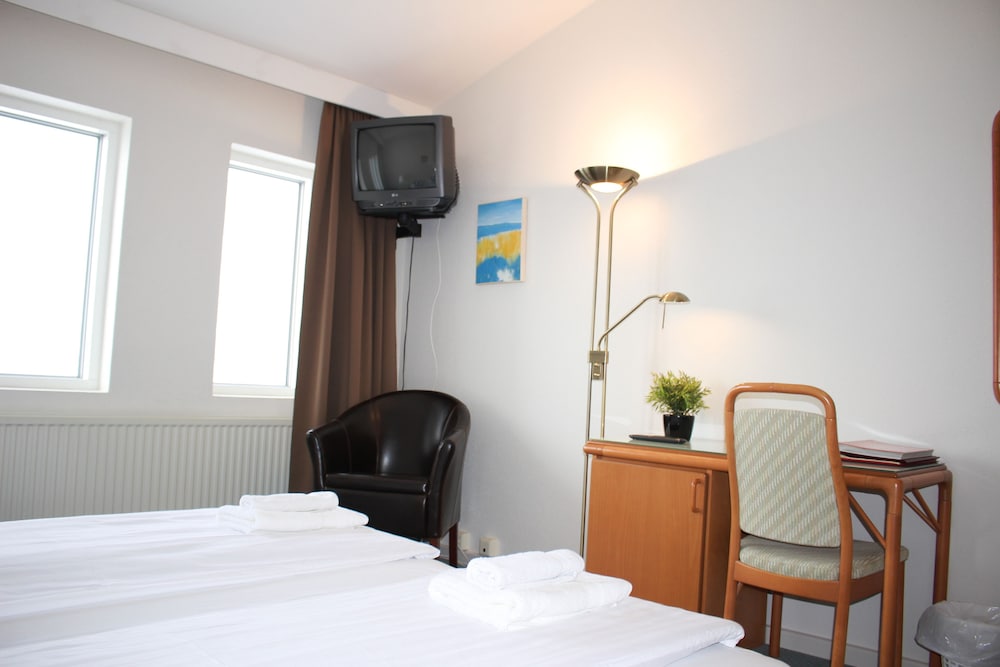 Superior Twin Room photo 2