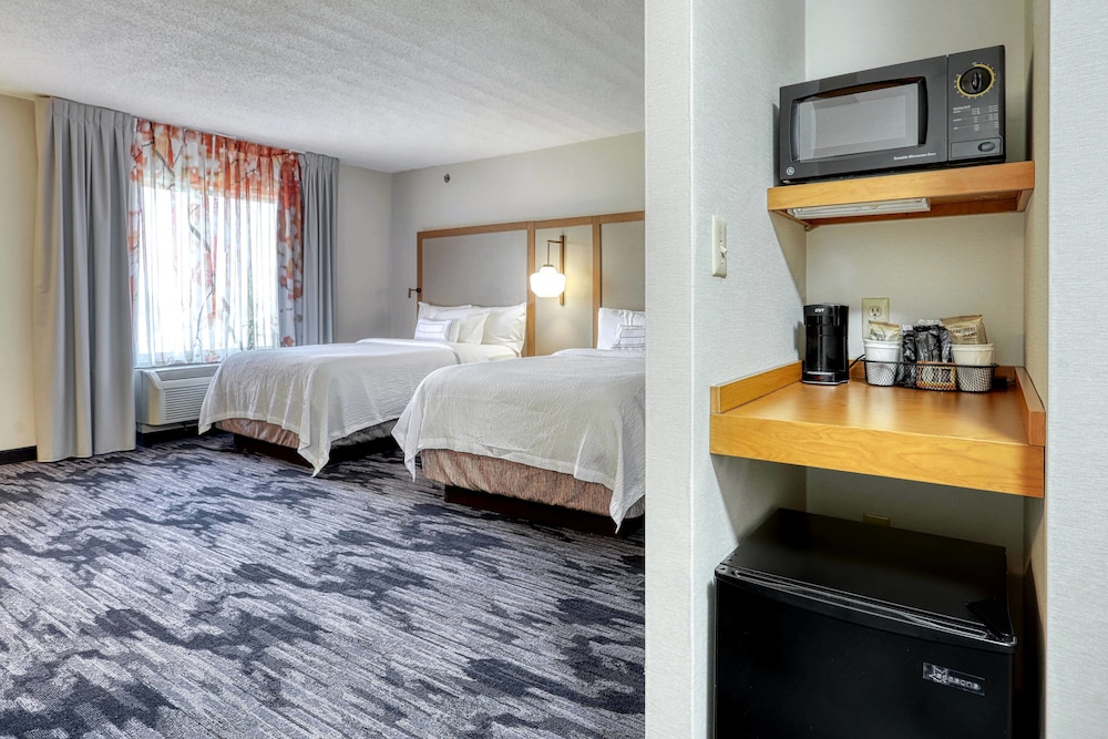Room, 2 Double Beds - Photo 2