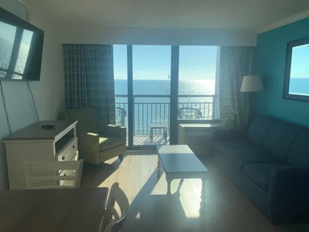 Premium Condo, 1 Bedroom, Balcony, Ocean View