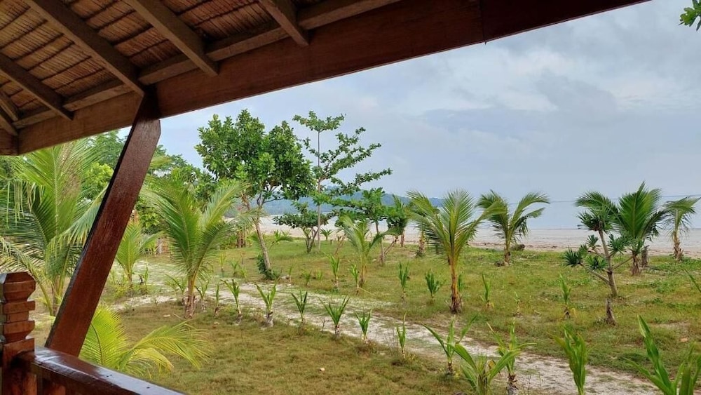 Economy Cabin, 1 Double Bed, Non Smoking, Beach View - Photo 18