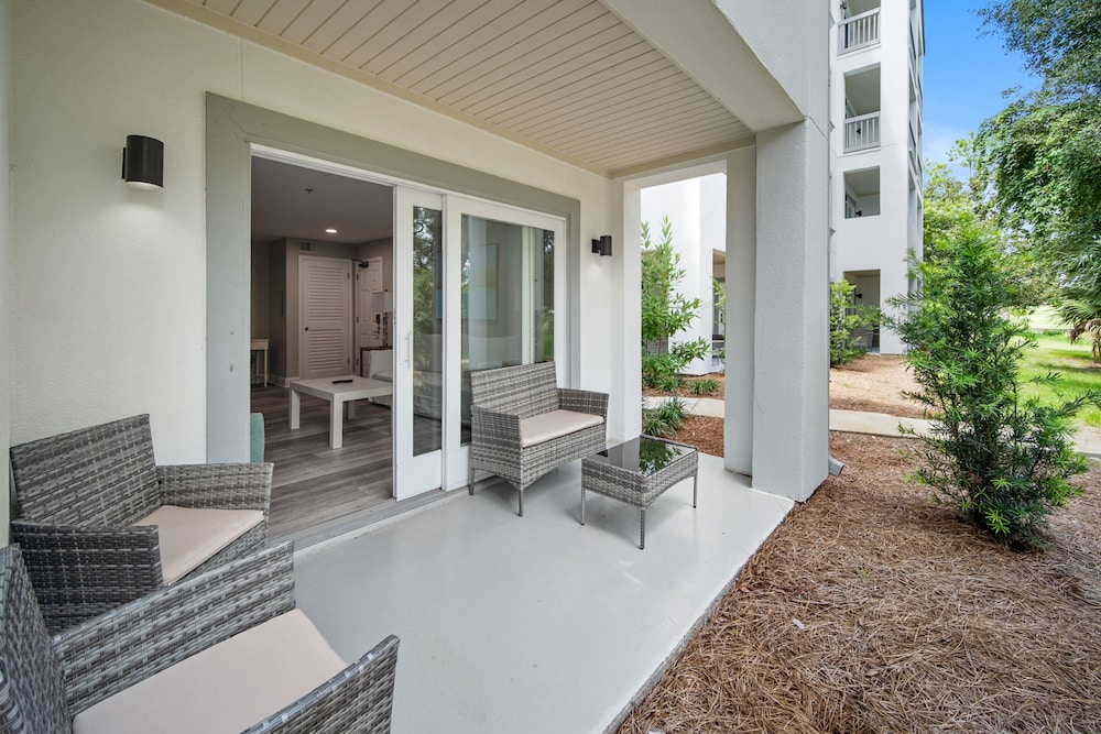 Deluxe Apartment, 2 Bedrooms, Ground Floor photo 3