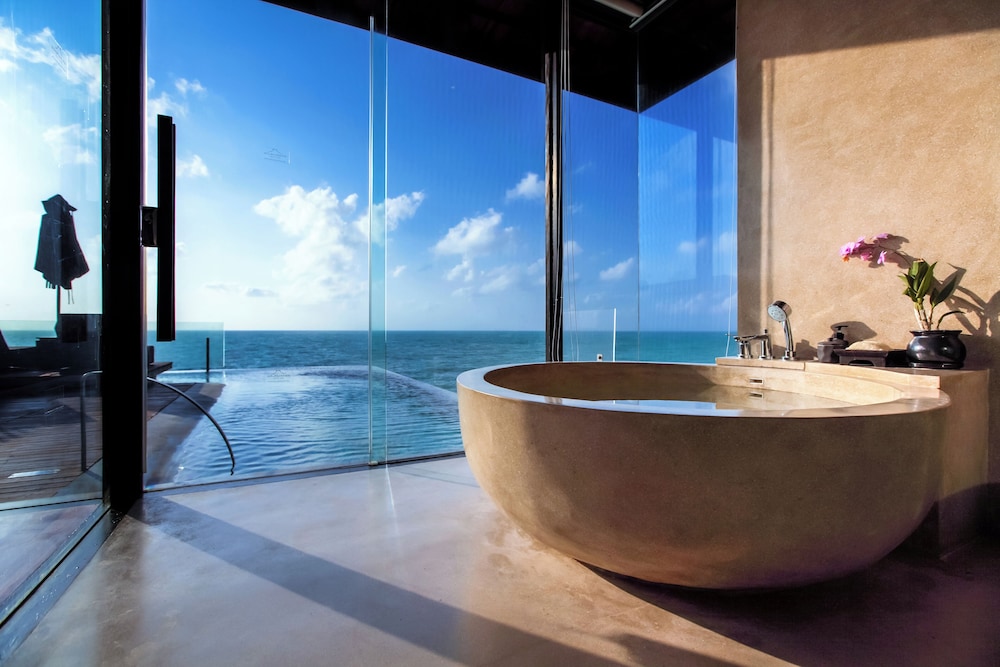 Ocean Front Pool Villa - Photo 9