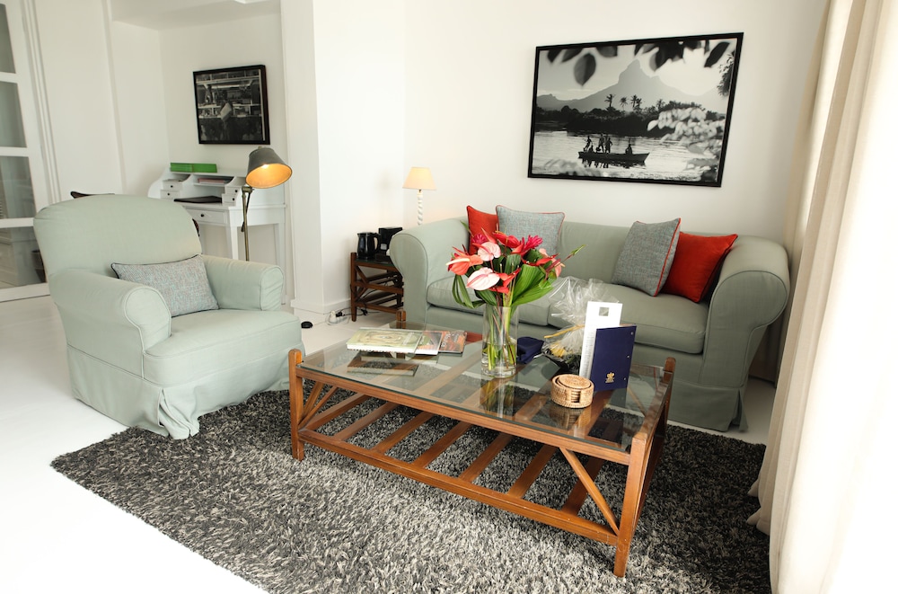 Suite (Austral)