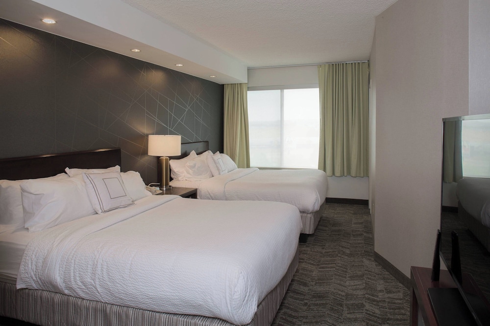 Suite, Multiple Beds - Photo 1