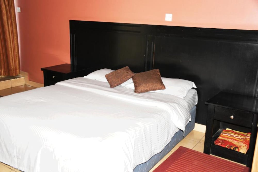 Double Room - Photo 1