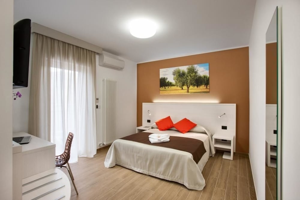 Double or Twin Room, Balcony