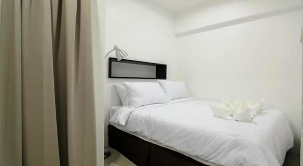 Superior Queen bed - No elevator (Room Only) photo 2