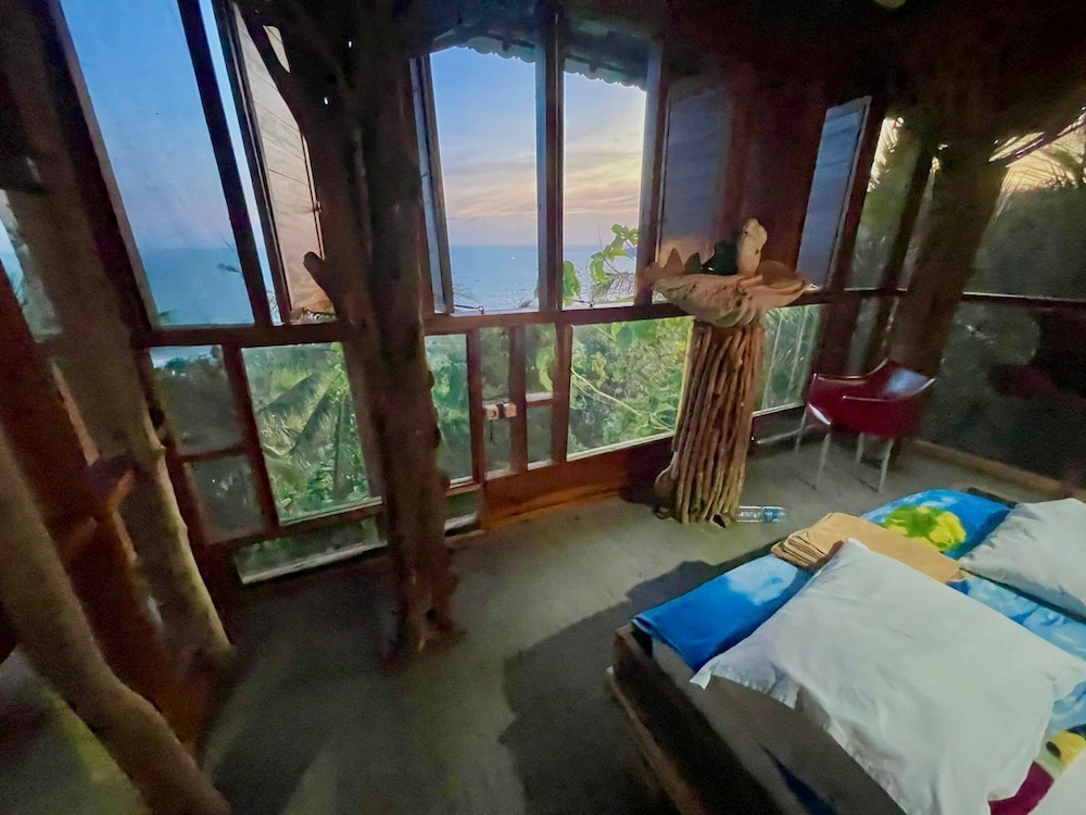 Panoramic Suite - Photo 9
