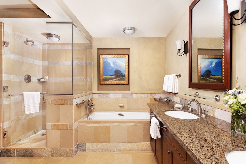 Penthouse, 3 Bedrooms, Non Smoking (The Delta Residence 1 King 3 Queen) - Photo 7