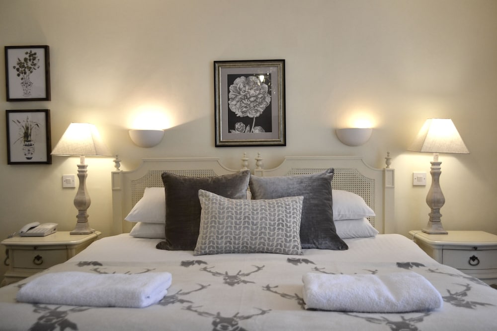 Classic Twin Room - Photo 4