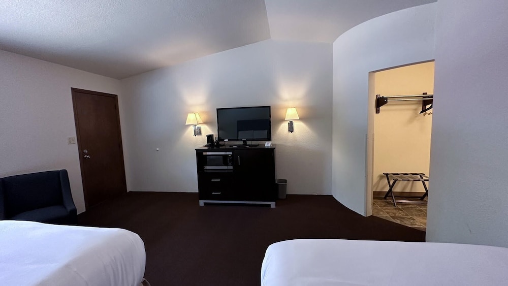 Standard Double Room, 2 Double Beds photo 2