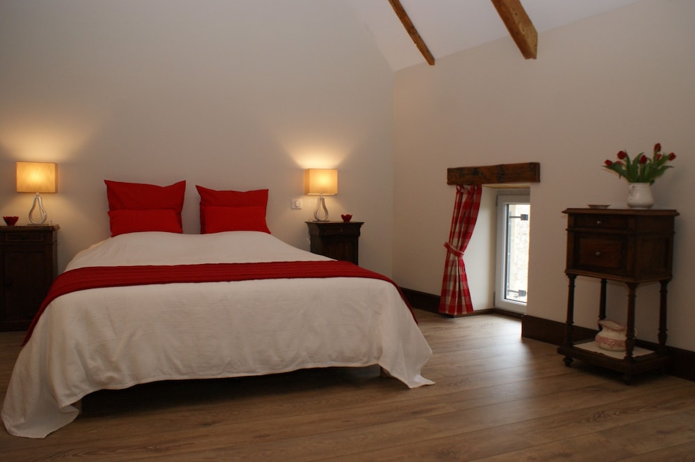 Deluxe Triple Room (Le Causse Rouge)