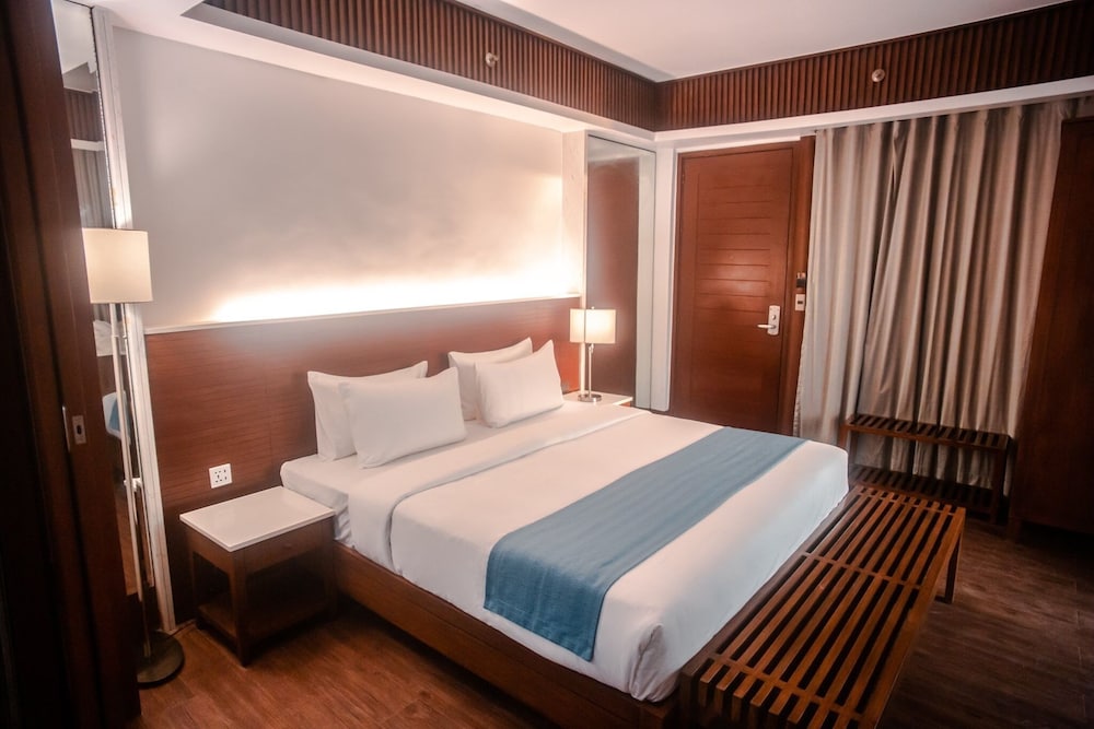 Sun Suite Room