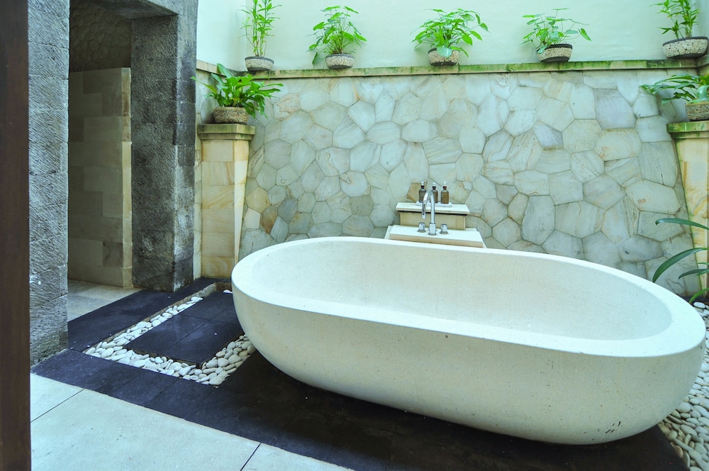 Arwana 2 Bedroom, Private Pool photo 2