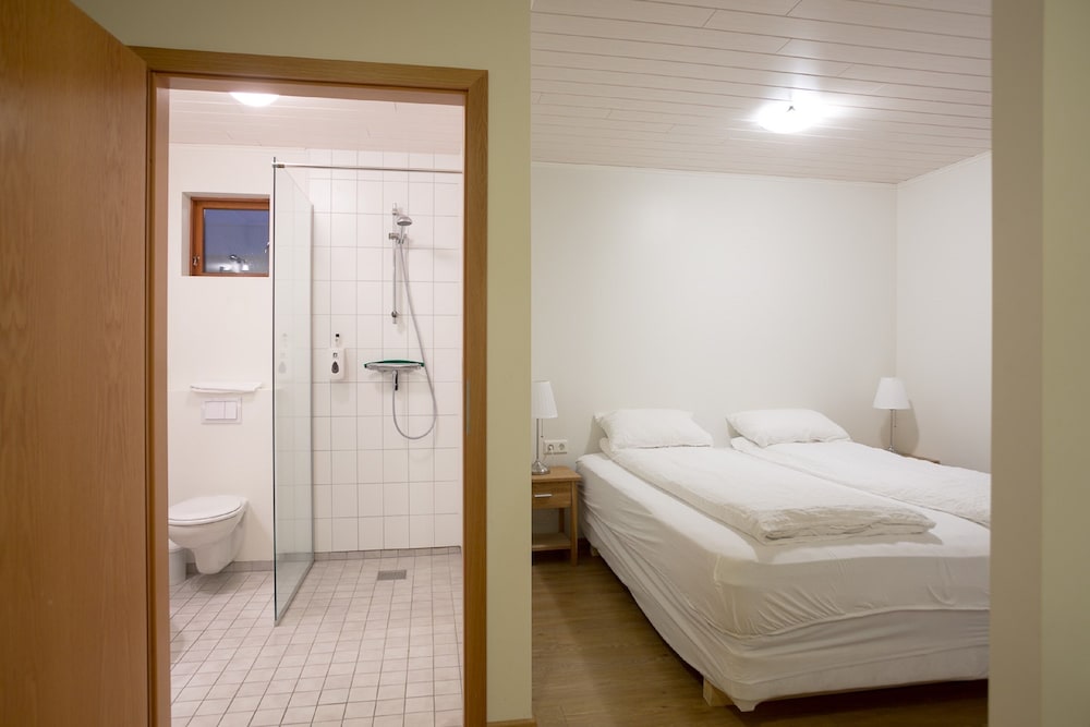 Standard Double Room, Private Bathroom photo 2