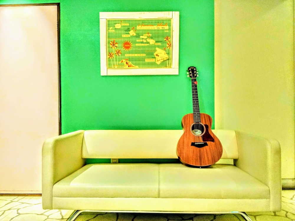 Quadruple Room - Photo 13