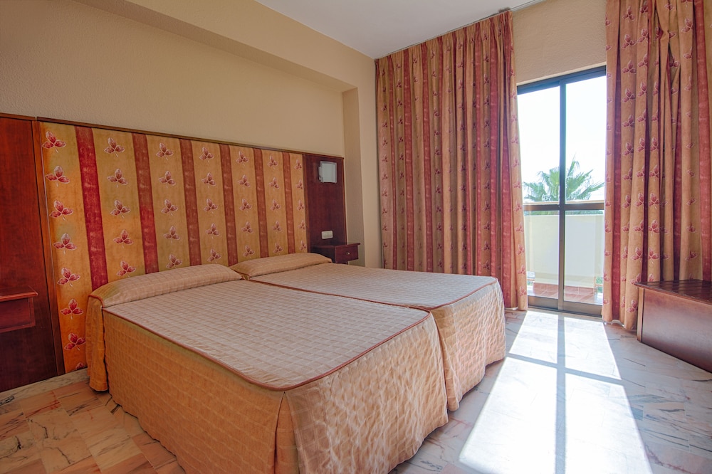 Double Room, Non Smoking, Sea View - Photo 4