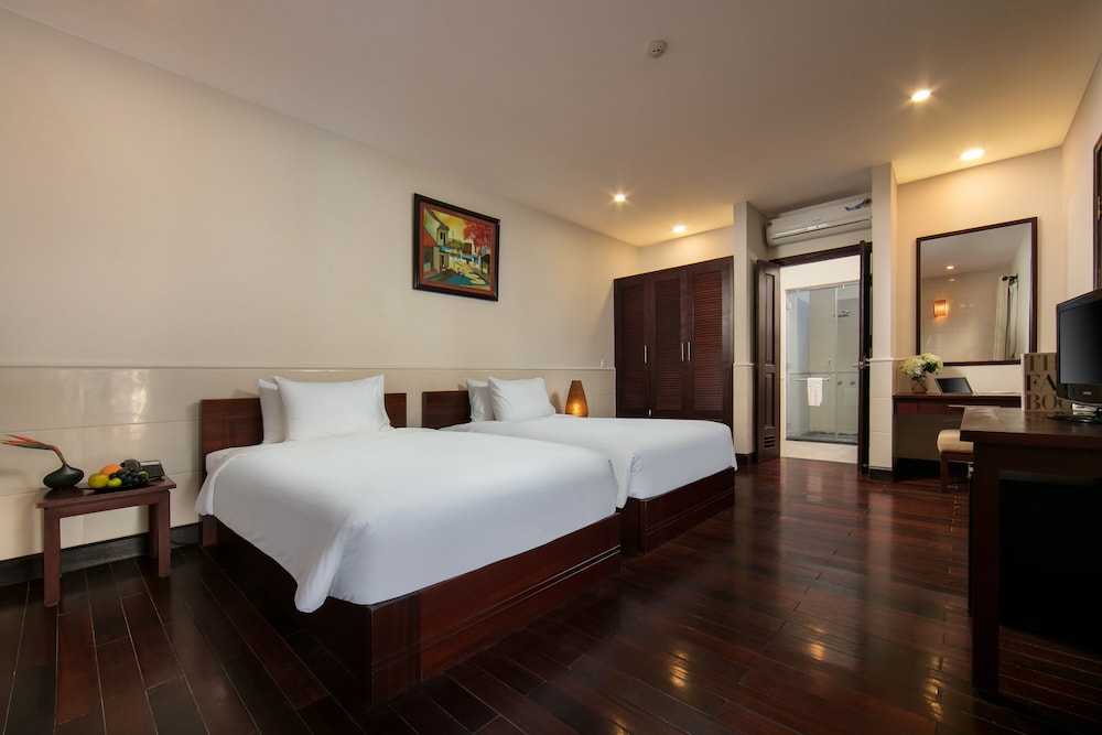 One Bedroom Beach Front Villa with Private Pool - Photo 20