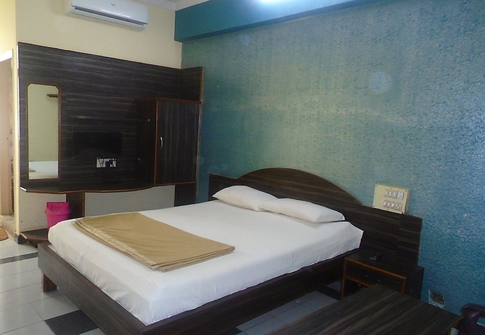 Standard Double Room - Photo 5
