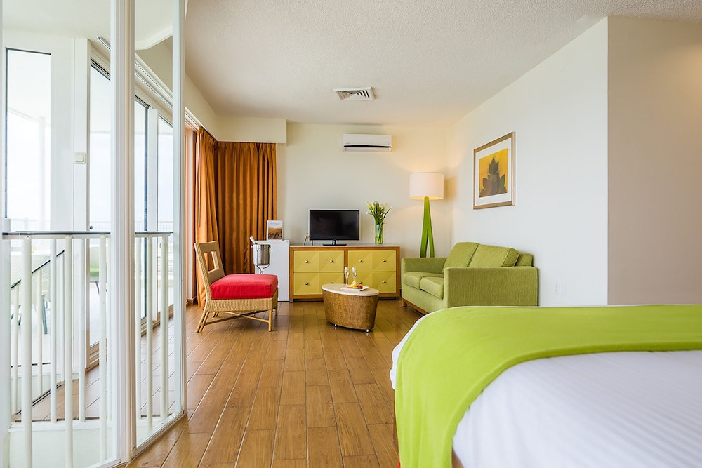 Sun Club Presidential Suite thumbnail 6