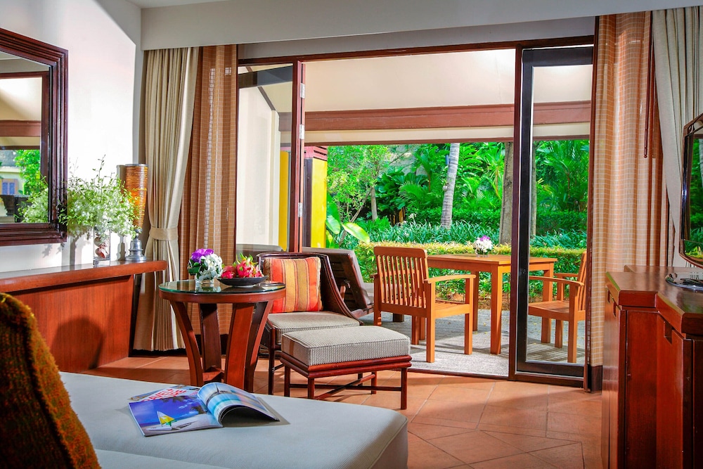 One-Bedroom Suite Villa - Photo 5